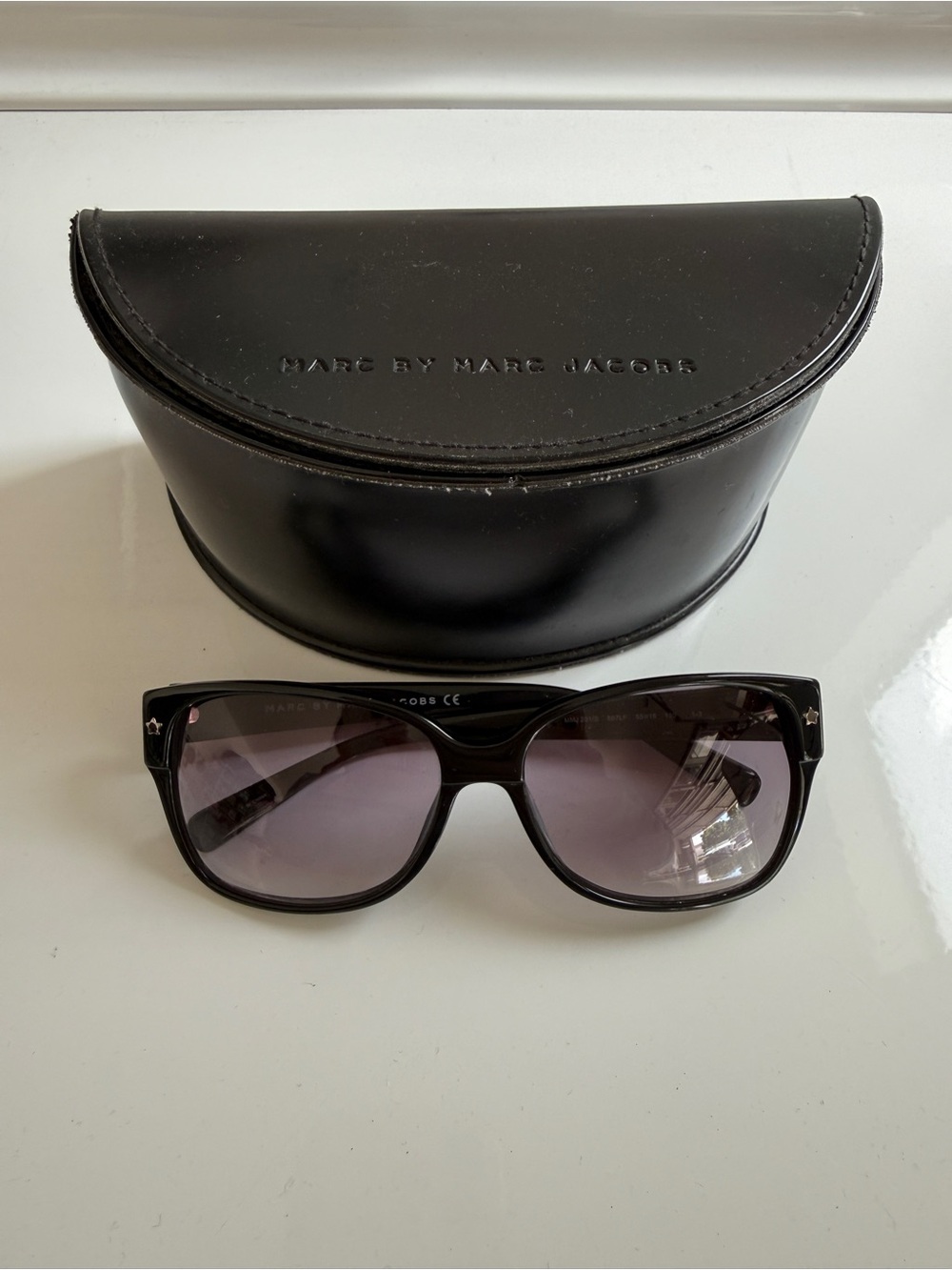 Marc By Marc Jacobs Black Sunglasses with Gray Gradient Lenses